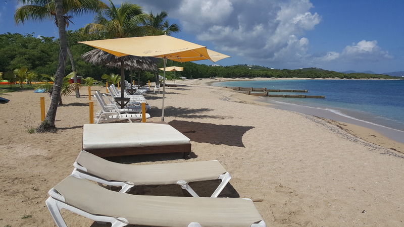 Chenay Bay Beach Resort Christiansted Exteriör bild