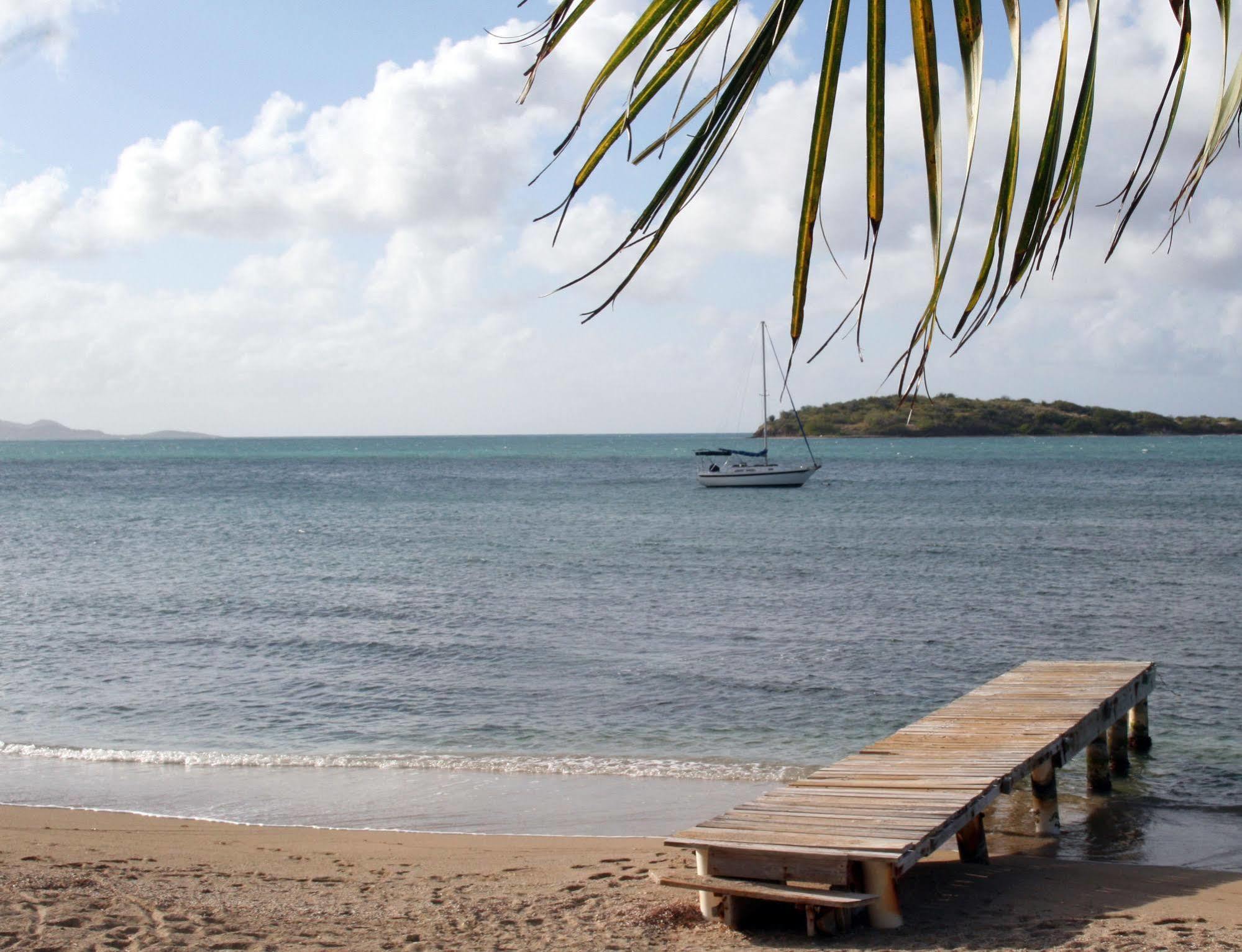 Chenay Bay Beach Resort Christiansted Exteriör bild