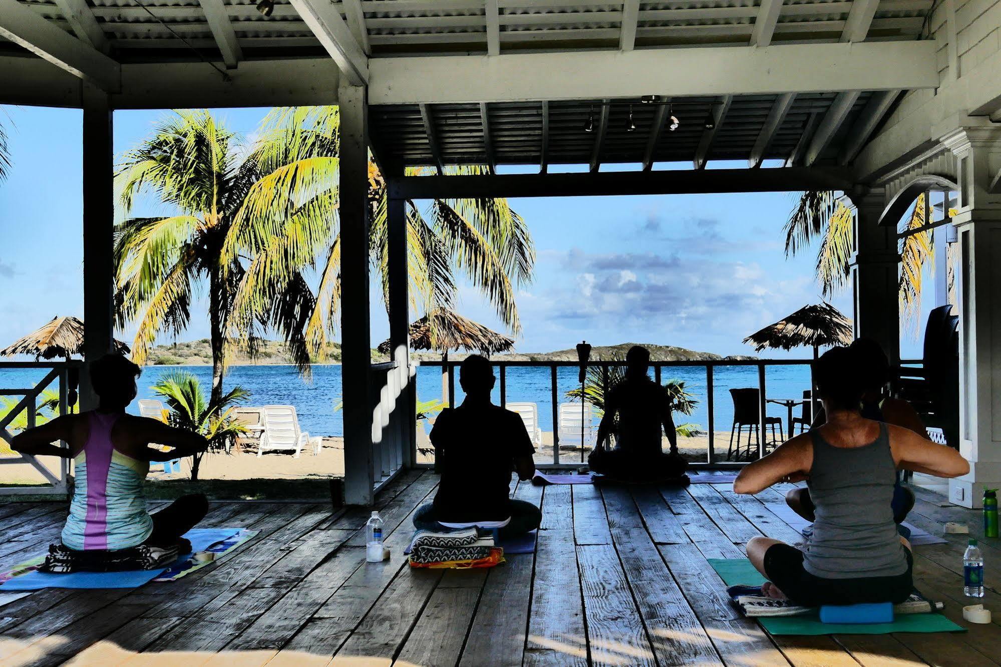 Chenay Bay Beach Resort Christiansted Exteriör bild